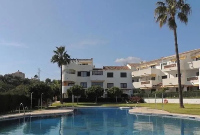 Apartamento En La Costa Del Sol بينالماذينا